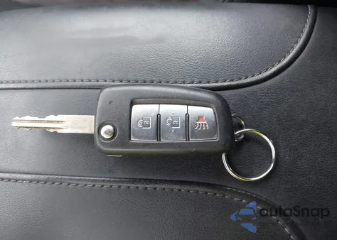 2018 Nissan Rogue S из США, поврежденный, VIN 5N1AT2MV5JC779646